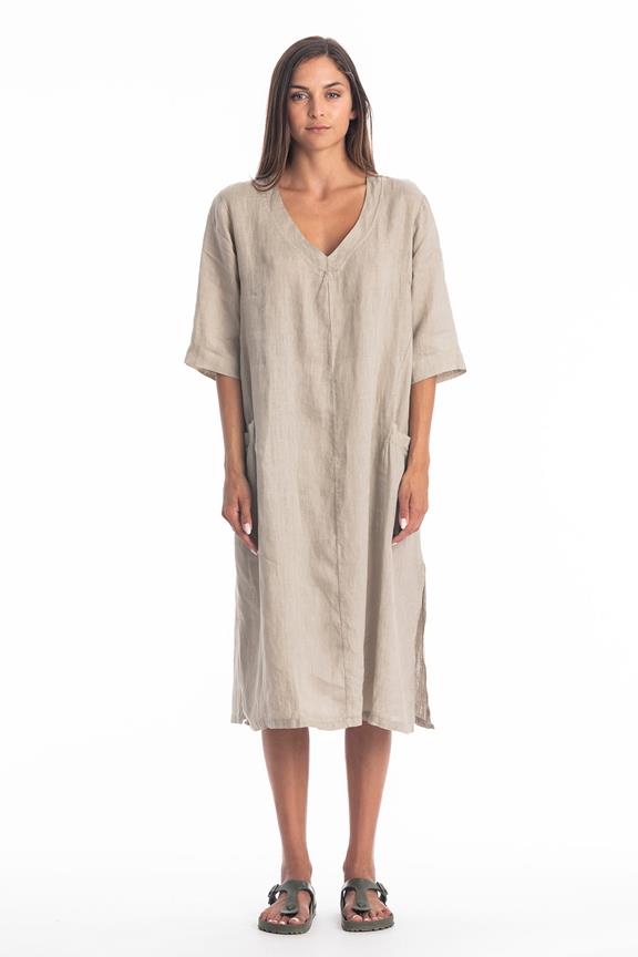 Jurk Isola Stone via Shop Like You Give a Damn