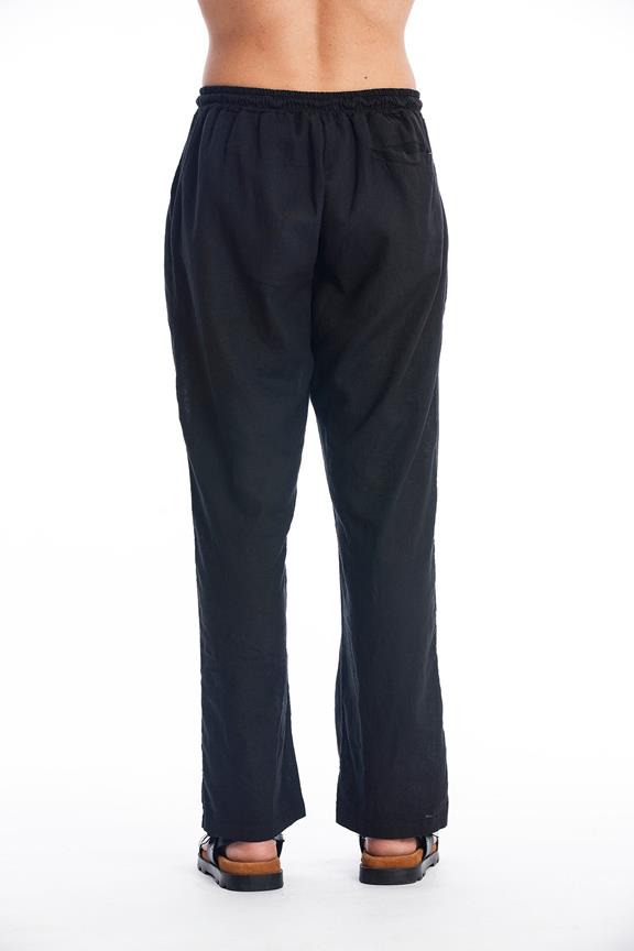 Broek Lucas Zwart from Shop Like You Give a Damn