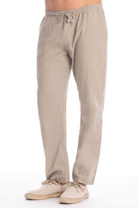 Broek Lucas Stone via Shop Like You Give a Damn
