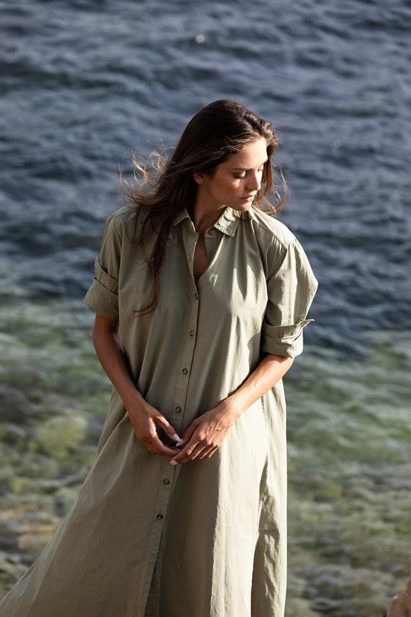 Shirtjurk Safari Khakigroen via Shop Like You Give a Damn