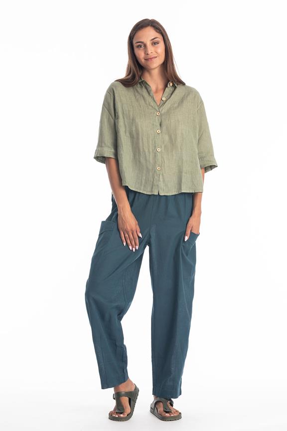 Blouse Zomer Kaki via Shop Like You Give a Damn