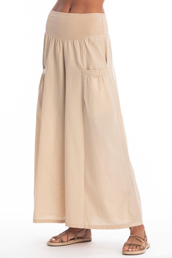 Rok Broek Funky Zandbruin via Shop Like You Give a Damn