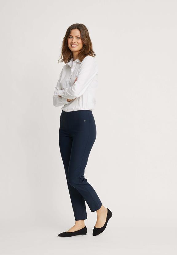Broek Betty Regular Sl Marineblauw from Shop Like You Give a Damn