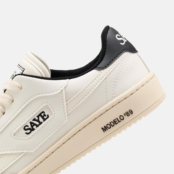Sneakers M89 Ground Zwart from Shop Like You Give a Damn