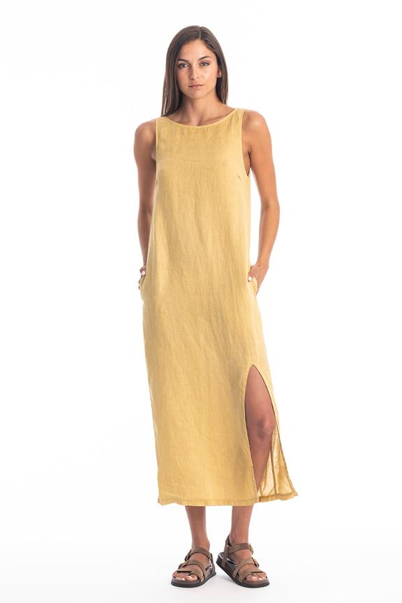Jurk Nicola Gold via Shop Like You Give a Damn