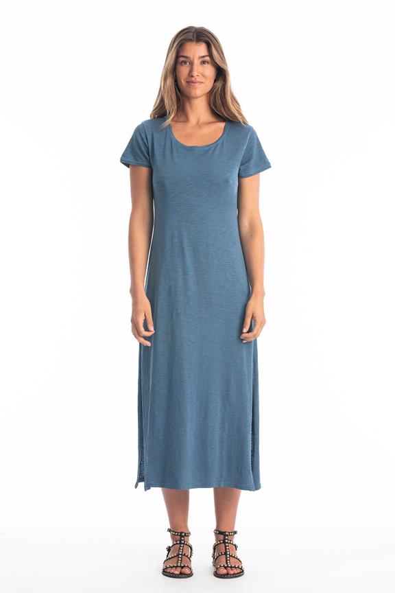 Jurk Uma Blauw via Shop Like You Give a Damn