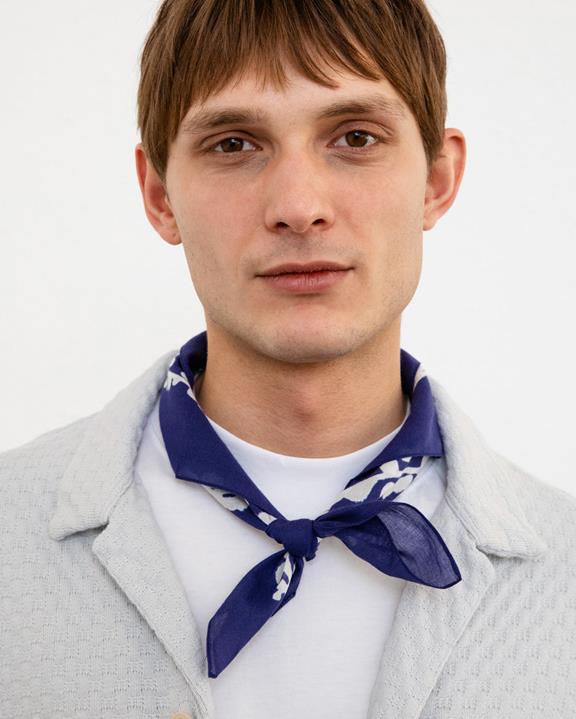 Bandana Bloemig Donker Marineblauw from Shop Like You Give a Damn