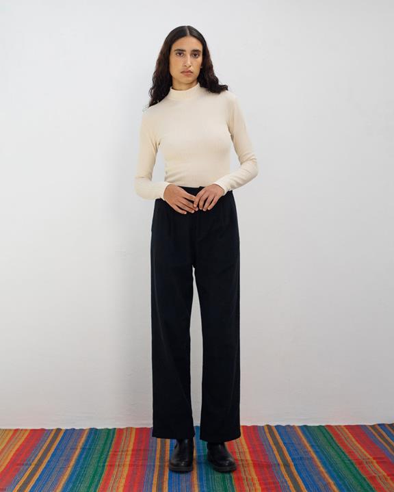 Longsleeve Mockneck Zand from Shop Like You Give a Damn