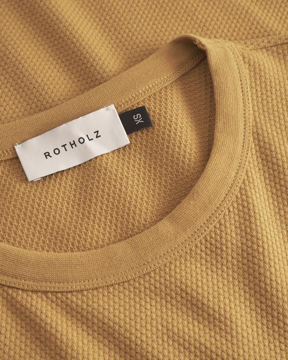 T-Shirt Wafel Mosterdgeel from Shop Like You Give a Damn