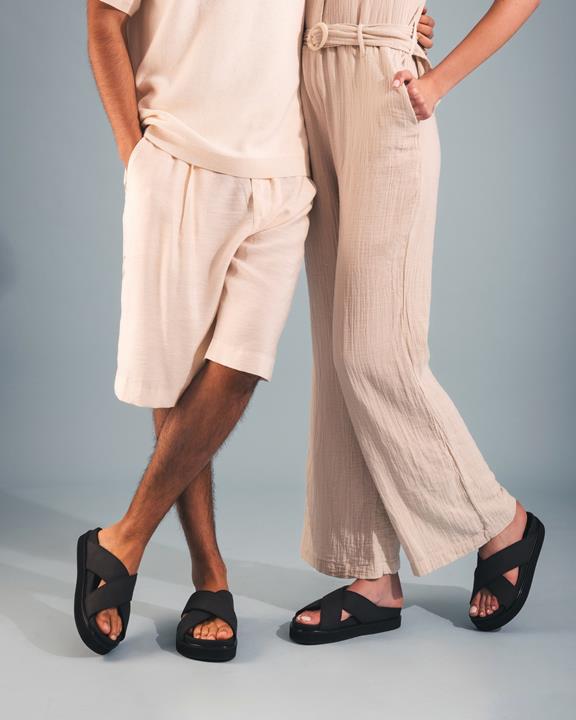 Sandalen Davu Zwart from Shop Like You Give a Damn
