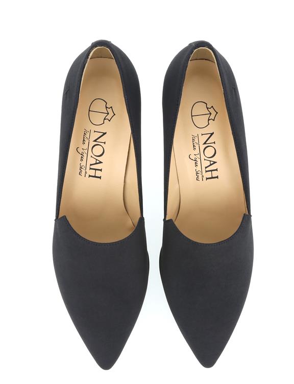 Pumps Lorena - Black from Shop Like You Give a Damn