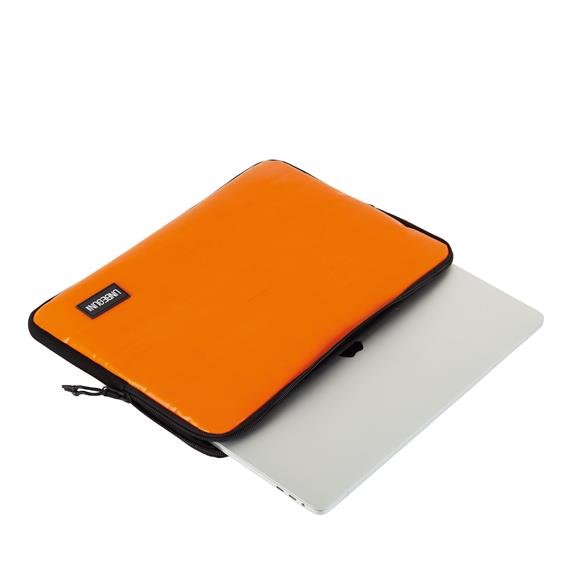 Laptophoes Oranje 3
