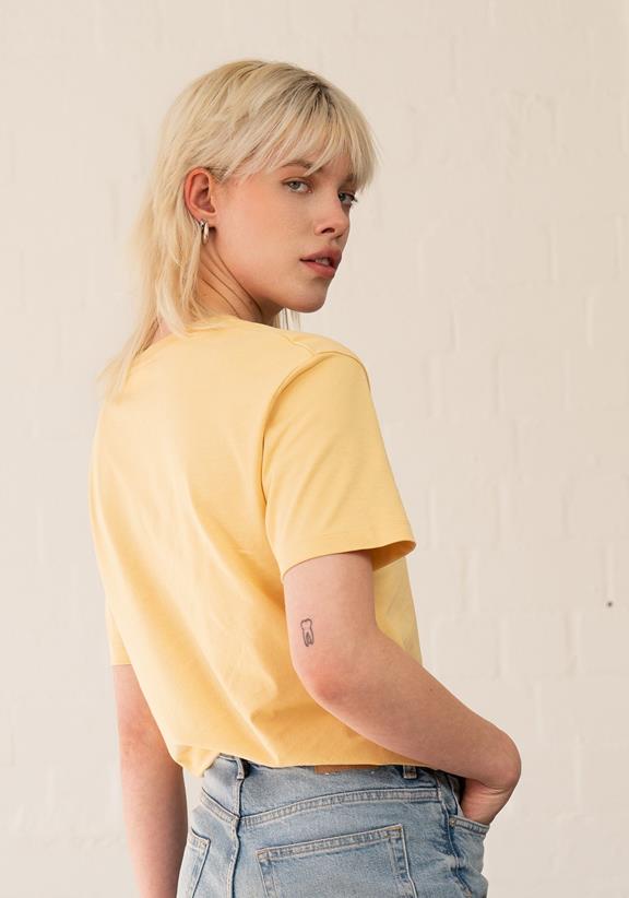 T-Shirt Blanko Yellow 2