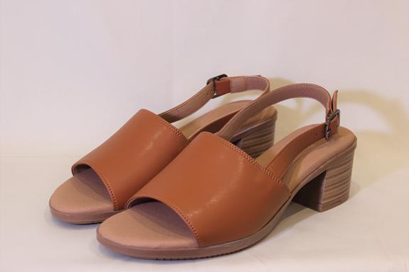 Sandals Rosie Cognac 5