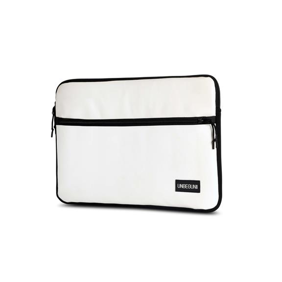 Laptop Case With Front Compartment - White 4