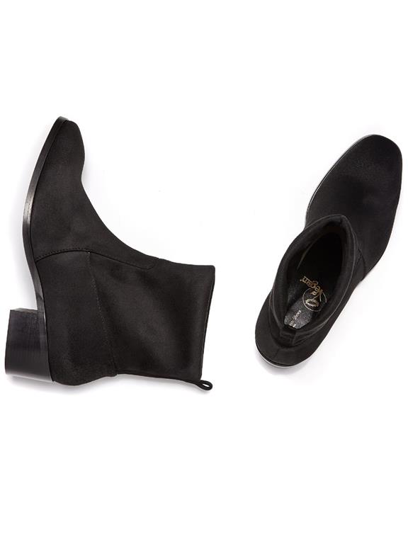 Boots Slip-On Black 4