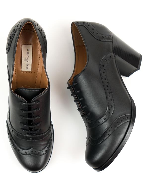 Brogues City Zwart from Shop Like You Give a Damn