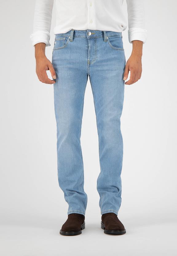 Jeans Regular Bryce Hellblau 3