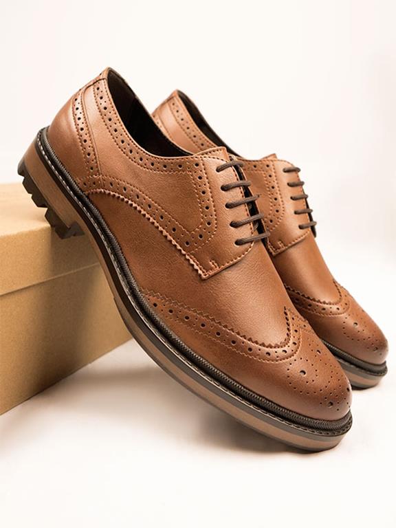 Brogues Continental Bruin from Shop Like You Give a Damn