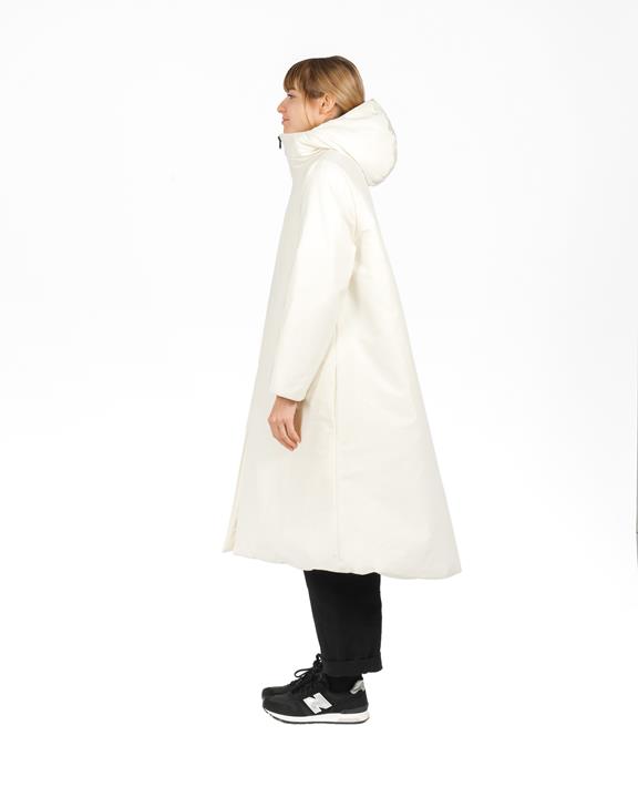 Raincoat White 2