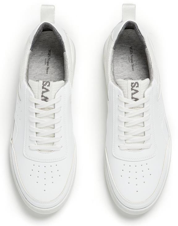 Sneakers Munich 2 White from Shop Like You Give a Damn