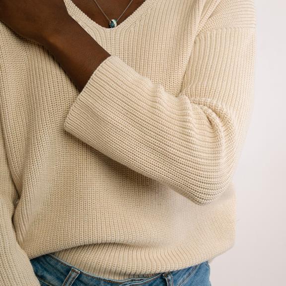 Sweater V Neck Knitted Cream 7