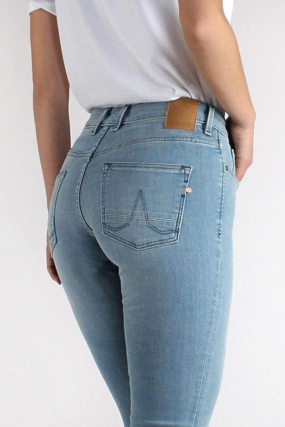 Jeans Carey Totally Light Blue 4