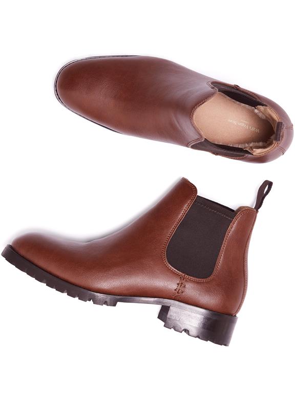 Chelsea Boots Chestnut Brown from Shop Like You Give a Damn